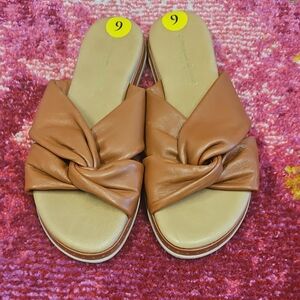Elegant Tan Knotted Slide Sandals